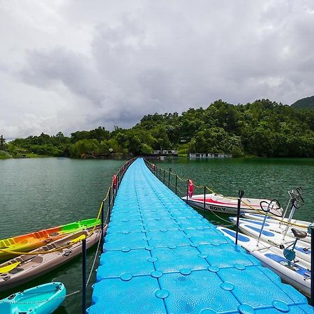 Roxy Tasik Biru Resort City Bau Экстерьер фото